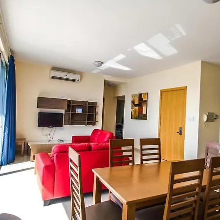 2 Bdr Sea View Blubay *
