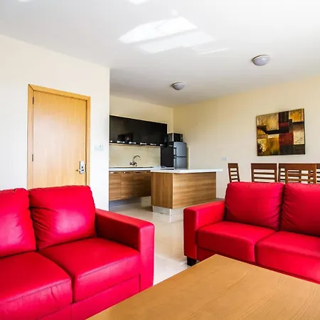 2 Bdr Sea View Blubay *